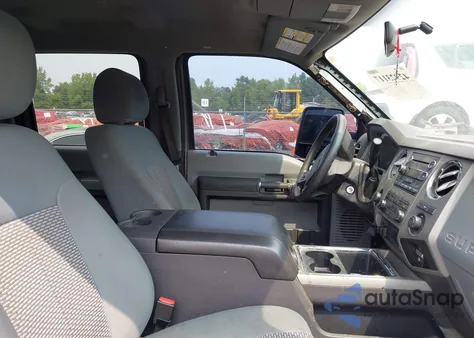 2012 Ford F-250 Xlt z USA, uszkodzony, nr VIN 1FT7W2BT2CEA01108